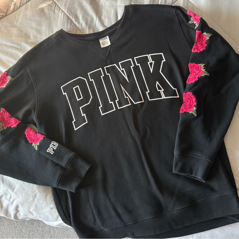 PINK 2014 Y2K Vintage Black Embroidered Flower Sweatshirt